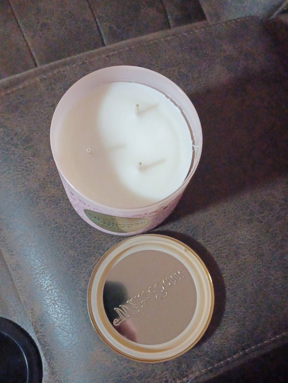 2/$50 New Bath & Body Works "Champagne Toast" Scented Candle - 14.5 oz. - Picture 3 of 5